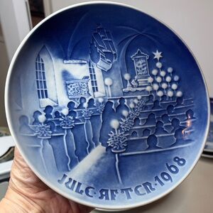 Vintage 1968 Bing & Grondahl Christmas Plate – Jule Aften – With Box